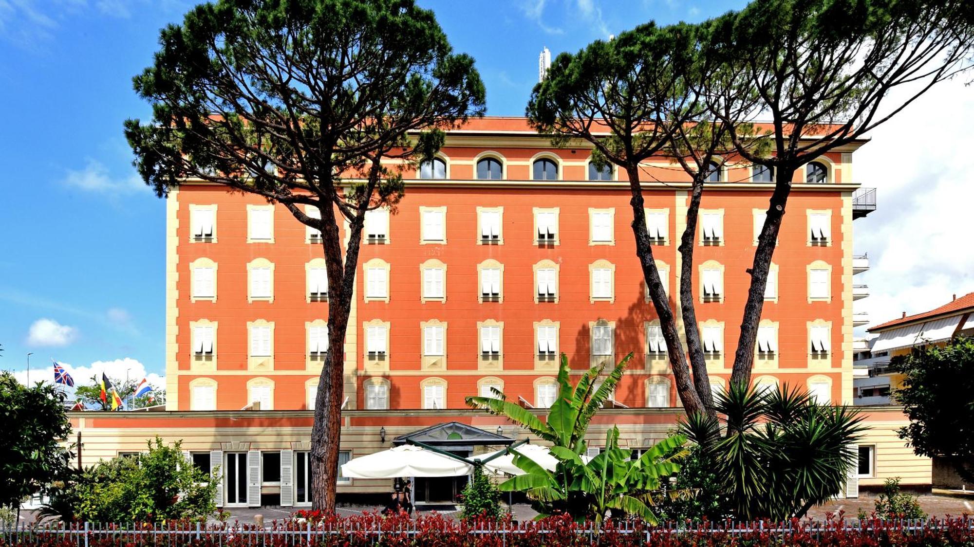 Hotel Sud Est By Fam Rossetti Lavagna Exterior photo