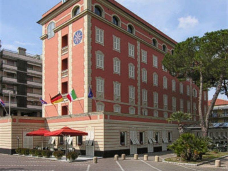 Hotel Sud Est By Fam Rossetti Lavagna Exterior photo